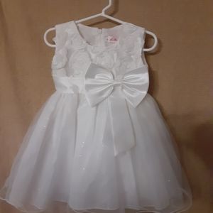 Flower girl dress